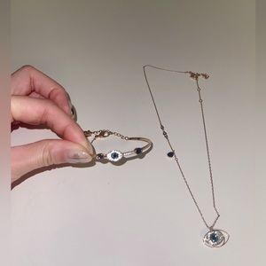 Swarovski neck let for sale